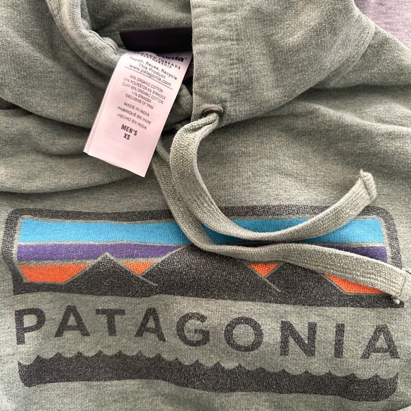 Patagonia, North Face Hoodie Bundle XS/S - Picture 2 of 5